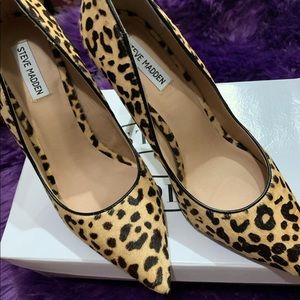 Size 11 leopard Steve Madden